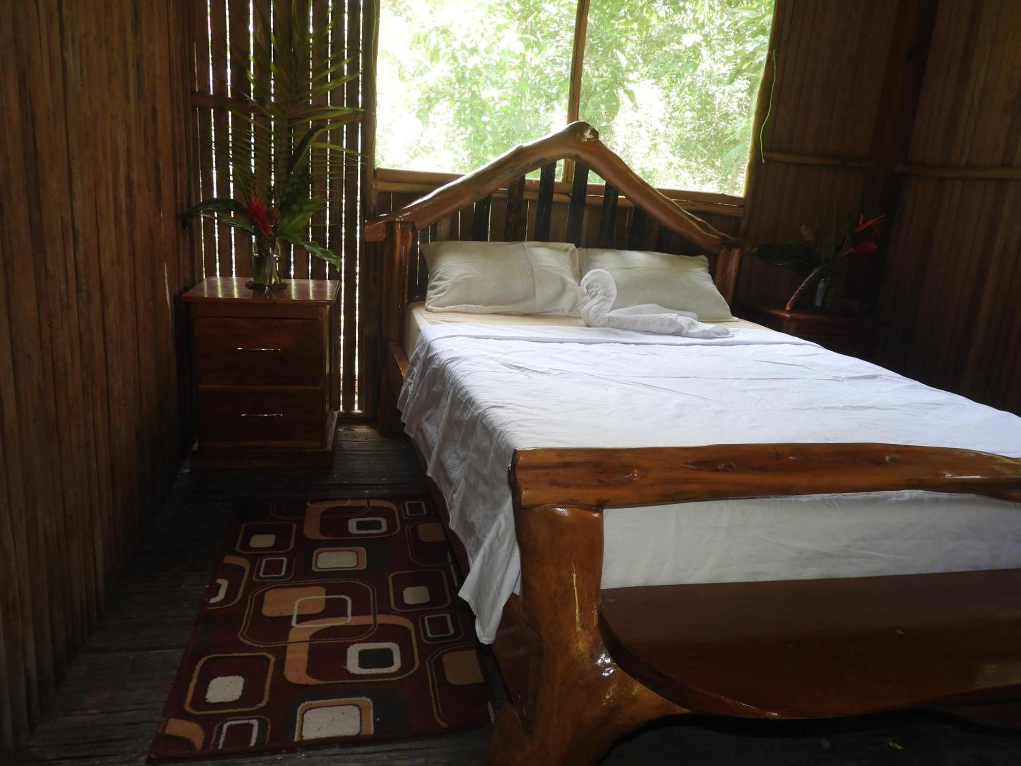 Castana Amazon Park Hostel Puerto Maldonado Exterior photo